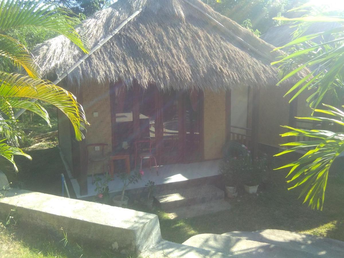 Airas' Garden Homestay Eco Bungalows Kuta  Экстерьер фото